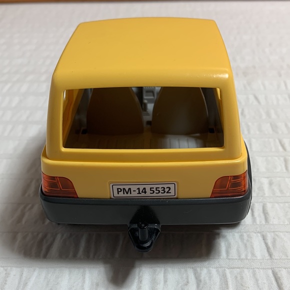 City Life Veterinarian 5532 by Playmobil - Picture 8 of 15